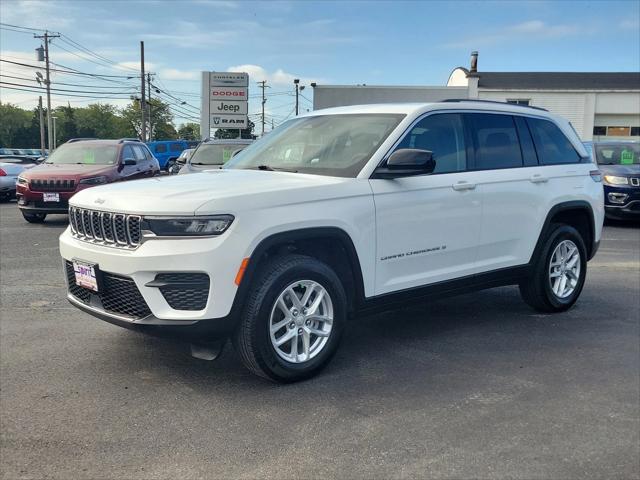 2023 Jeep Grand Cherokee Laredo X 4x2