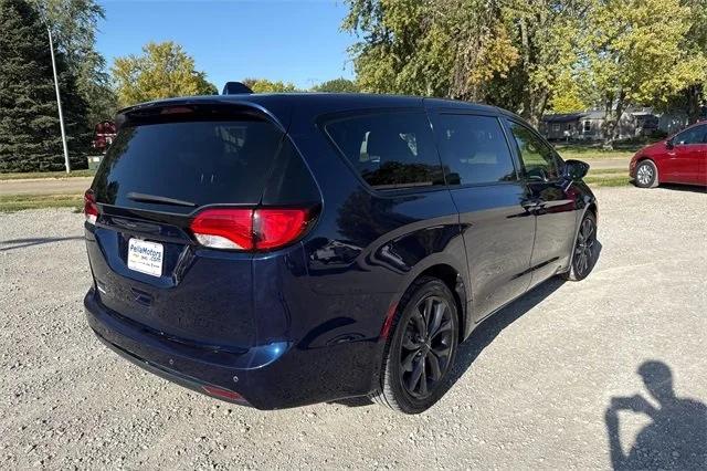 2018 Chrysler Pacifica Touring Plus