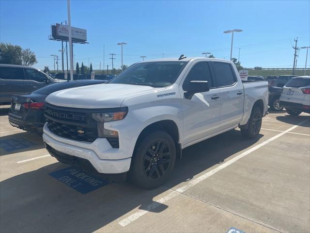 2023 Chevrolet Silverado 1500 2WD Crew Cab Short Bed Custom