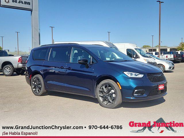 2024 Chrysler Pacifica