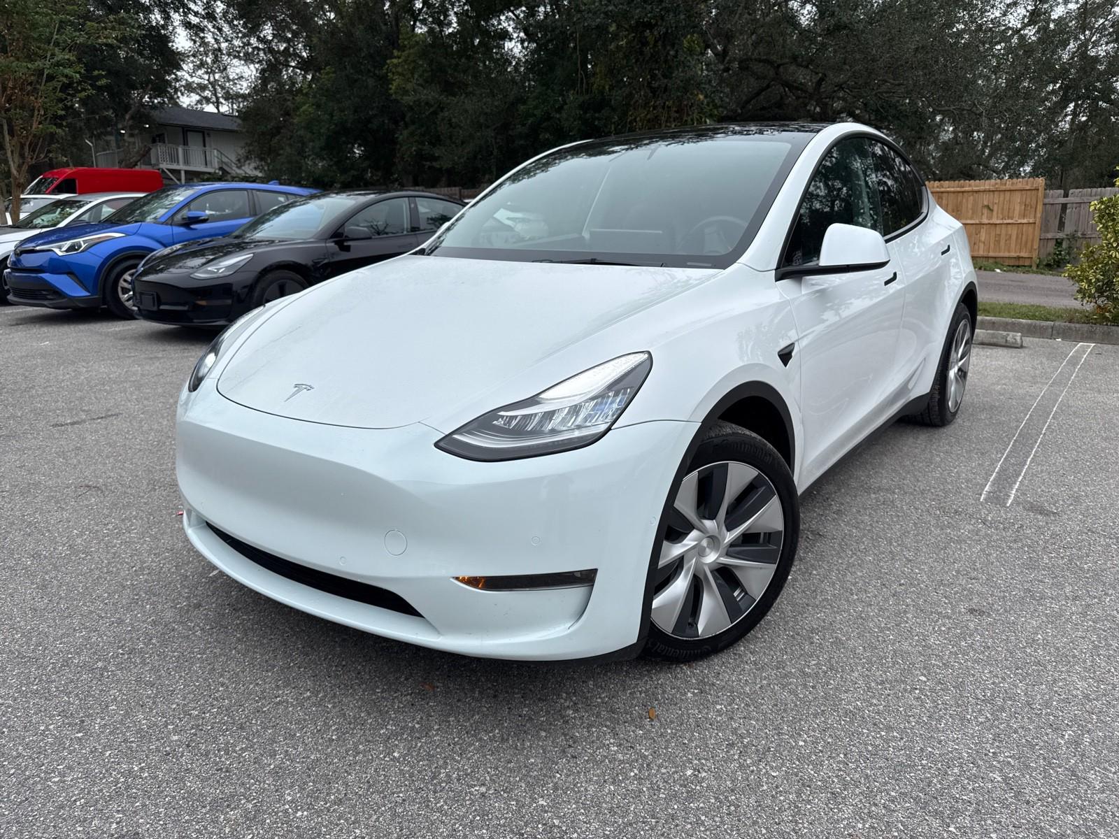 Pre-Owned 2022 Tesla Model Y Long Range Dual Motor All-Wheel Drive For ...