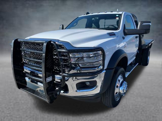 2023 RAM 5500 Chassis Tradesman/SLT