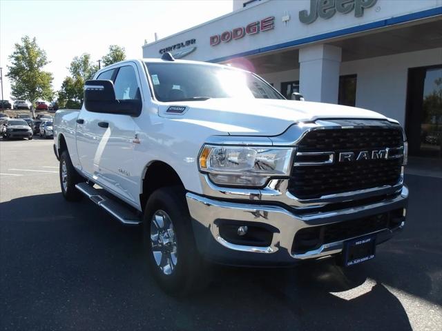 2023 RAM 2500 Big Horn Crew Cab 4x4 64 Box