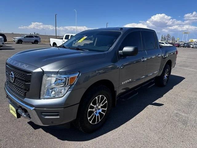 2021 Nissan TITAN Crew Cab SV 4x4