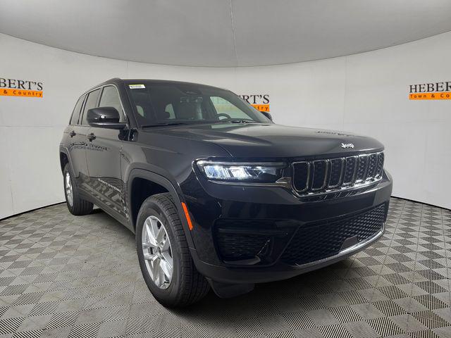 2025 Jeep Grand Cherokee GRAND CHEROKEE LAREDO X 4X2