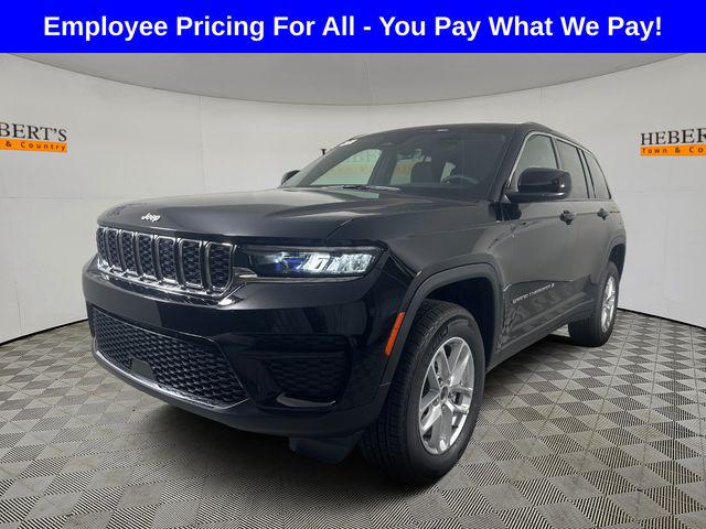2025 Jeep Grand Cherokee GRAND CHEROKEE LAREDO X 4X2