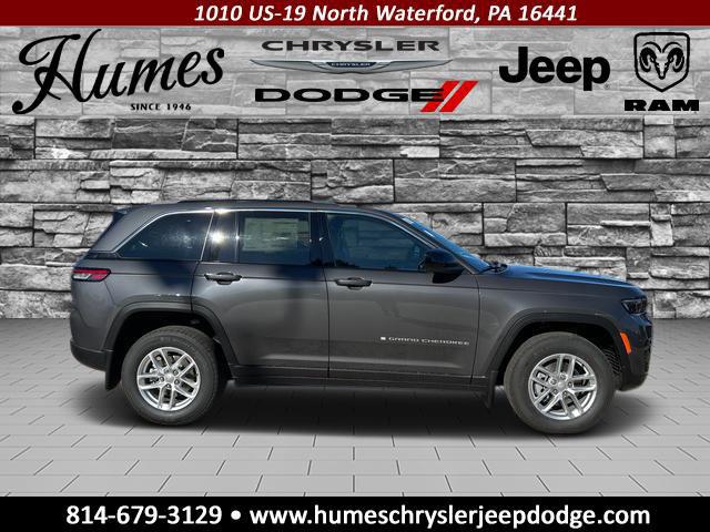 2025 Jeep Grand Cherokee GRAND CHEROKEE LAREDO X 4X4