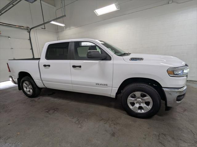 2025 RAM Ram 1500 RAM 1500 TRADESMAN CREW CAB 4X4 57 BOX