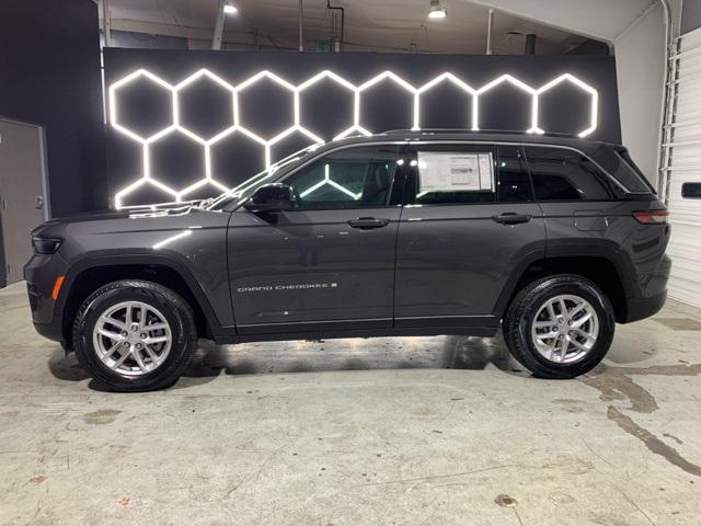 2025 Jeep Grand Cherokee GRAND CHEROKEE LAREDO X 4X2