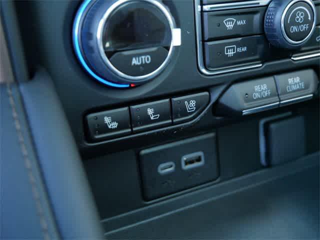2024 Chevrolet Tahoe 4WD High Country