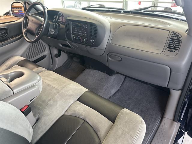 2002 Ford F-150 Lightning