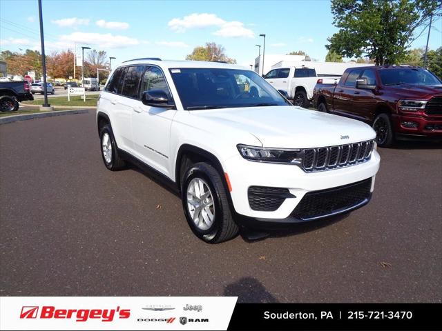 2024 Jeep Grand Cherokee Laredo X 4x4