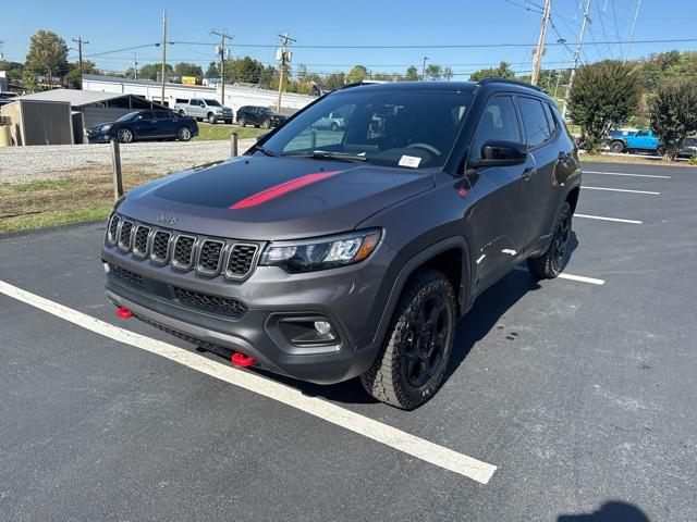 2024 Jeep Compass COMPASS TRAILHAWK 4X4