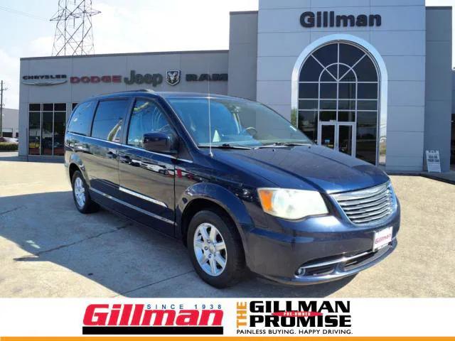 2012 Chrysler Town and Country Touring