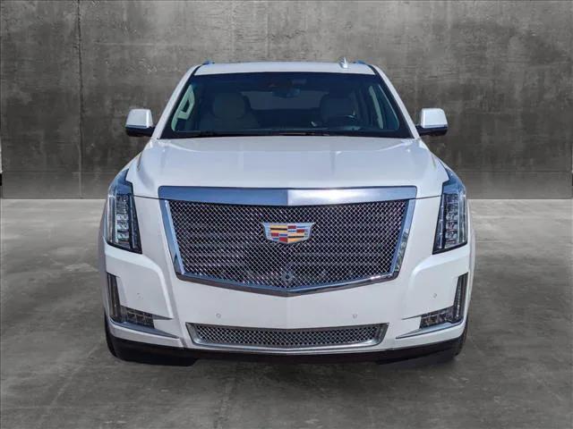 2018 Cadillac Escalade Luxury