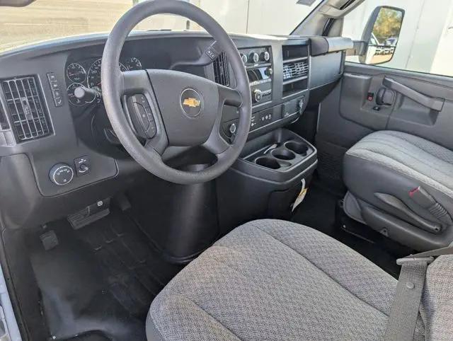 2024 Chevrolet Express Cutaway Work Van