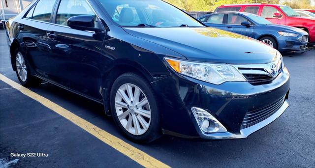 2012 Toyota Camry Hybrid XLE 4