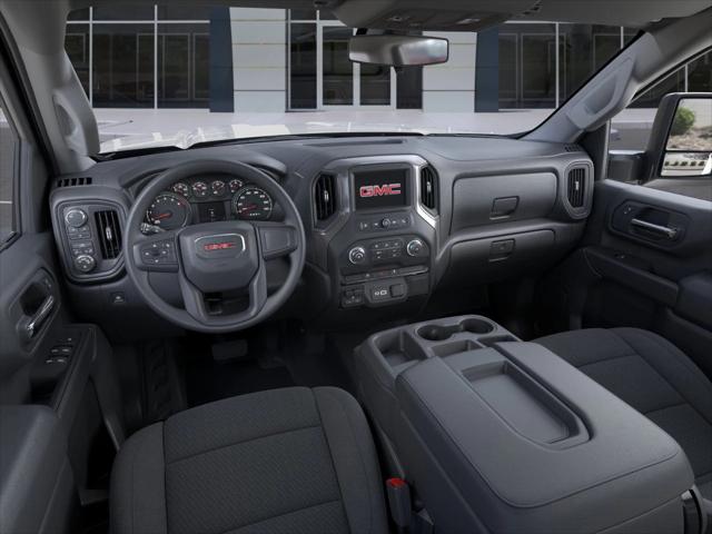 2025 GMC Sierra 2500HD 4WD Crew Cab Standard Bed Pro