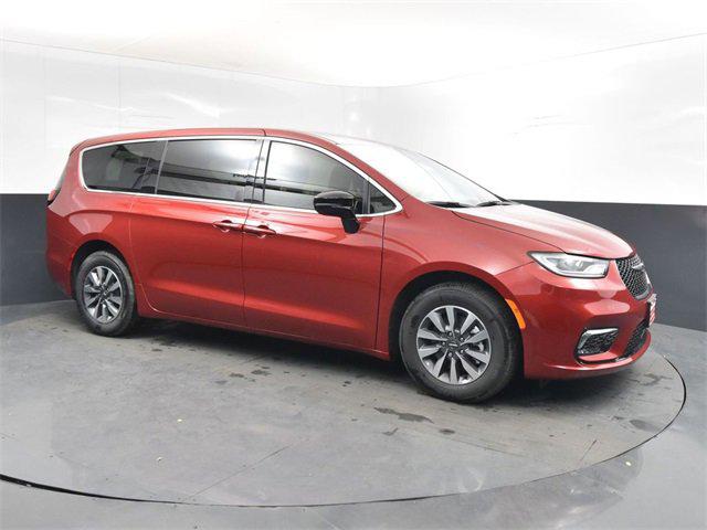 2025 Chrysler Pacifica Hybrid PACIFICA PLUG-IN HYBRID SELECT