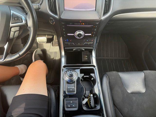 2019 Ford Edge ST