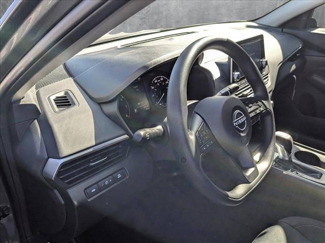 2025 Nissan Altima S FWD