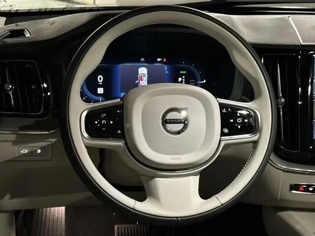2025 Volvo XC60 Plug-In Hybrid Plus, T8 AWD Electric/Gasoline, Dark