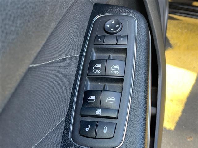 2022 Dodge Charger SXT RWD