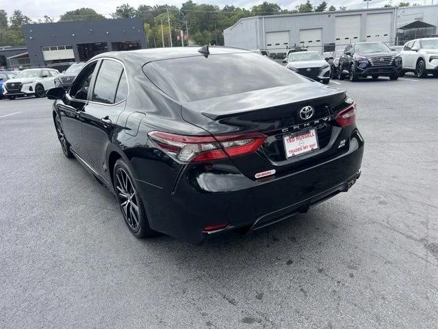 2021 Toyota Camry SE AWD