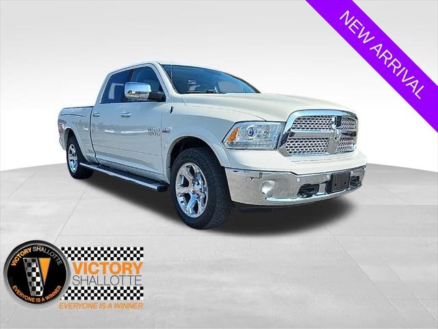 2017 RAM 1500 Laramie Crew Cab 4x4 64 Box