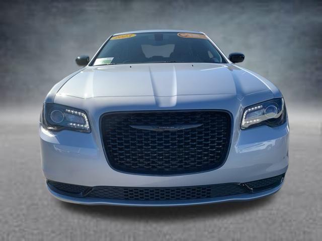 2023 Chrysler 300 Touring