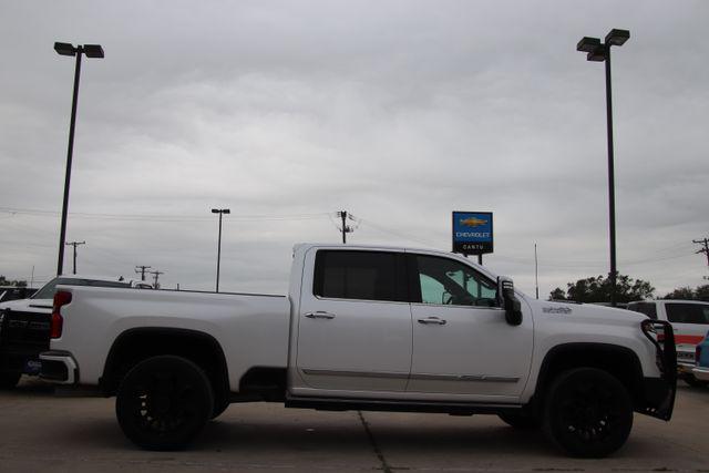 2024 Chevrolet Silverado 2500HD 4WD Crew Cab Standard Bed High Country