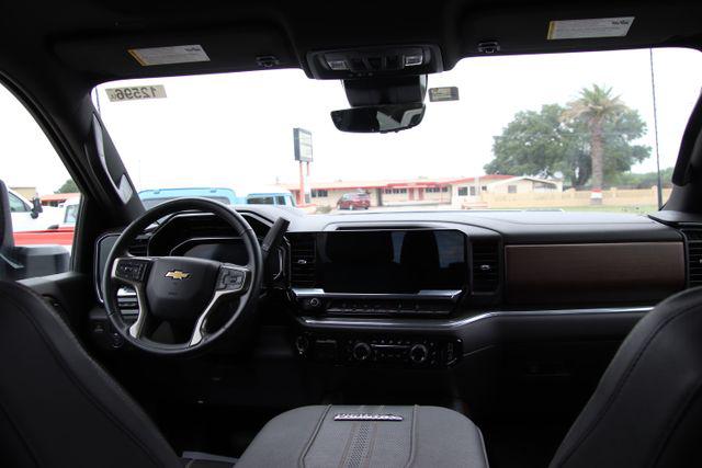2024 Chevrolet Silverado 2500HD 4WD Crew Cab Standard Bed High Country