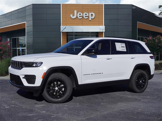 2025 Jeep Grand Cherokee GRAND CHEROKEE LAREDO X 4X2