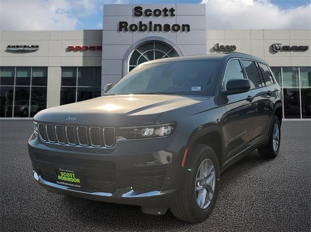 2025 Jeep Grand Cherokee GRAND CHEROKEE L LAREDO X 4X4
