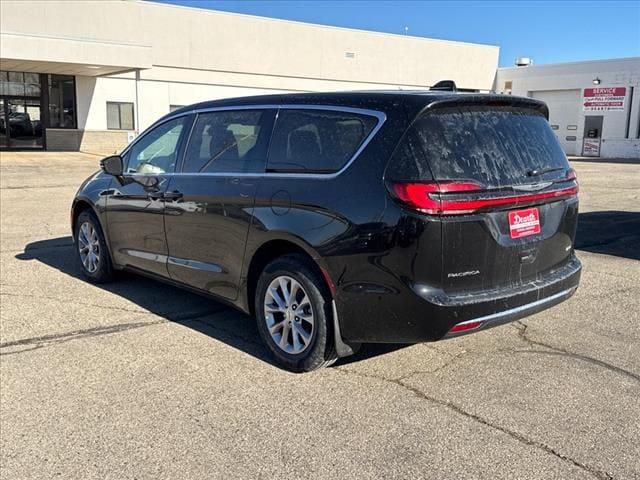 2025 Chrysler Pacifica PACIFICA SELECT AWD