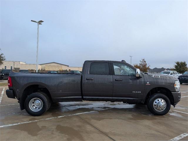 2024 RAM Ram 3500 RAM 3500 LARAMIE CREW CAB 4X4 8 BOX