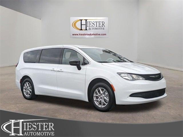 2025 Chrysler Voyager VOYAGER