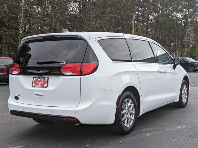 2025 Chrysler Voyager VOYAGER