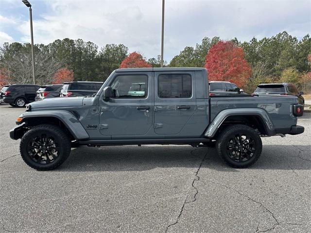 2025 Jeep Gladiator GLADIATOR NIGHTHAWK 4X4