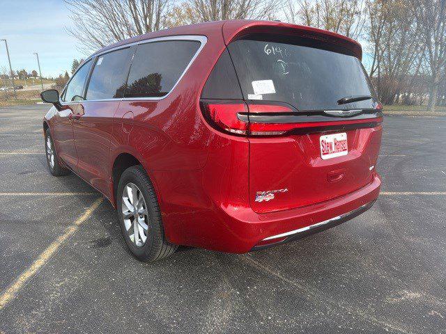 2025 Chrysler Pacifica PACIFICA SELECT AWD