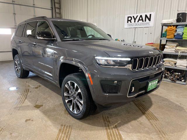 2025 Jeep Grand Cherokee GRAND CHEROKEE L OVERLAND 4X4