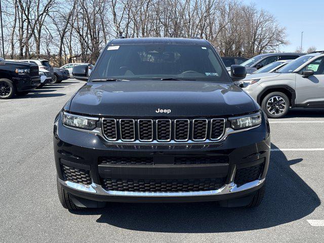 2025 Jeep Grand Cherokee GRAND CHEROKEE L LAREDO 4X4