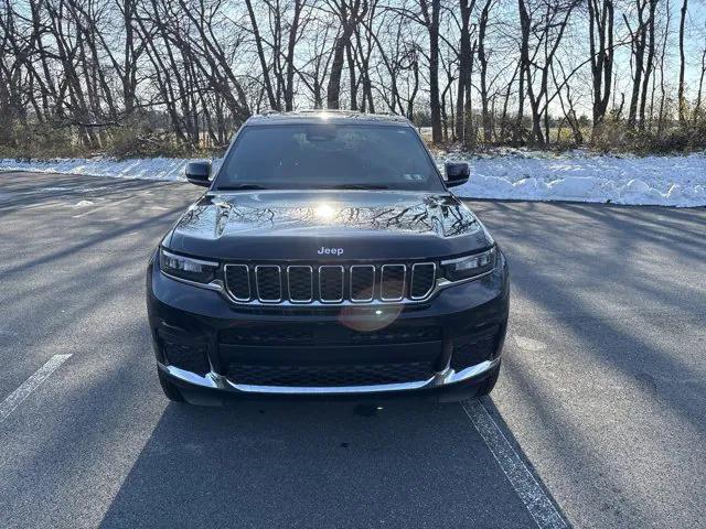 2025 Jeep Grand Cherokee GRAND CHEROKEE L LAREDO 4X4