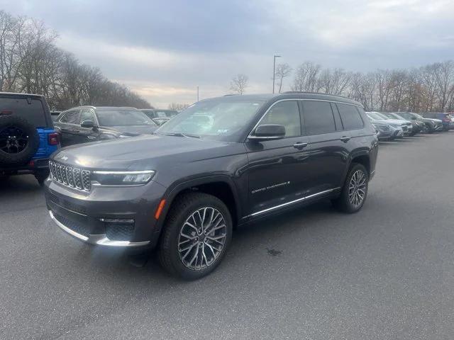 2025 Jeep Grand Cherokee GRAND CHEROKEE L SUMMIT RESERVE 4X4