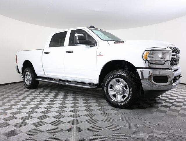 2024 RAM Ram 2500 RAM 2500 TRADESMAN CREW CAB 4X4 64 BOX