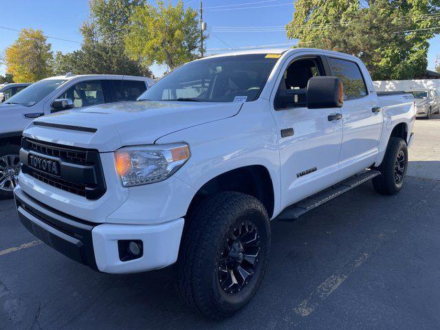 2016 Toyota Tundra SR5 5.7L V8