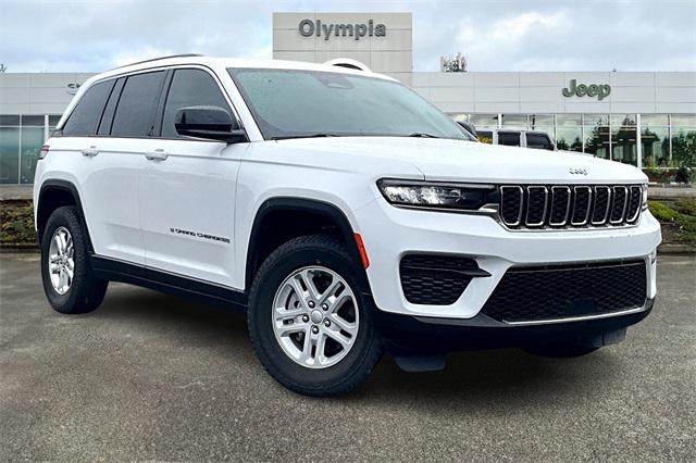 2024 Jeep Grand Cherokee Laredo 4x4