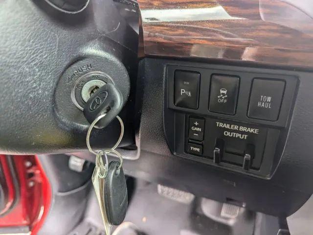 2017 Toyota Tundra Limited 5.7L V8