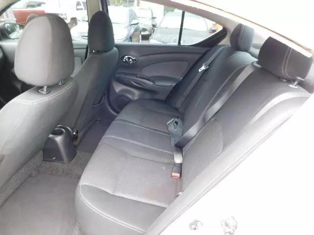 2015 Nissan Versa 1.6 SV