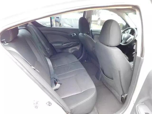 2015 Nissan Versa 1.6 SV